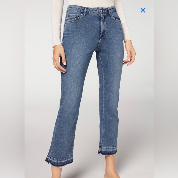 Calezdonia - Cropped Flare Jeans, light blue denim Size XS. Got them in Milan. - Picture 4 of 4